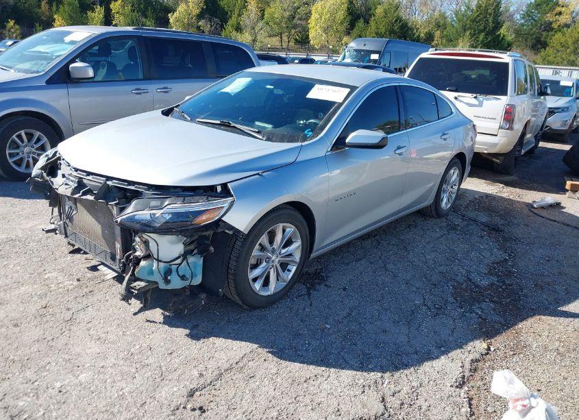Photo 2 of 2020 Chevrolet Malibu FWD LT (VIN 1G1ZD5ST9LF024727)