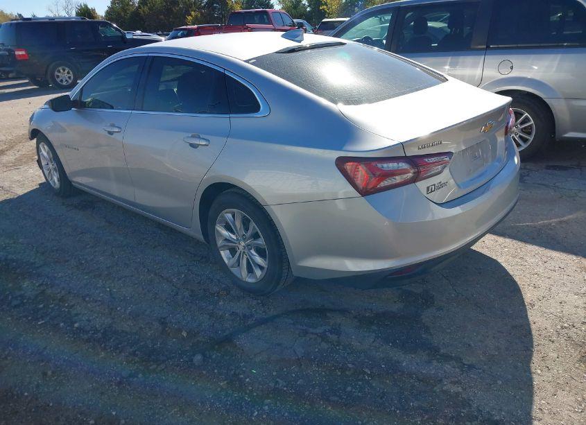 Photo 3 of 2020 Chevrolet Malibu FWD LT (VIN 1G1ZD5ST9LF024727)