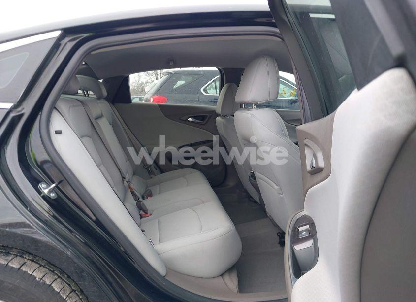 Photo 8 of 2020 Chevrolet Malibu FWD LT (VIN 1G1ZD5ST9LF027739)