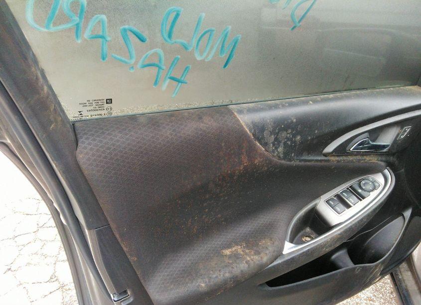 Photo 6 of 2020 Chevrolet Malibu LT (VIN 1G1ZD5ST9LF031516)