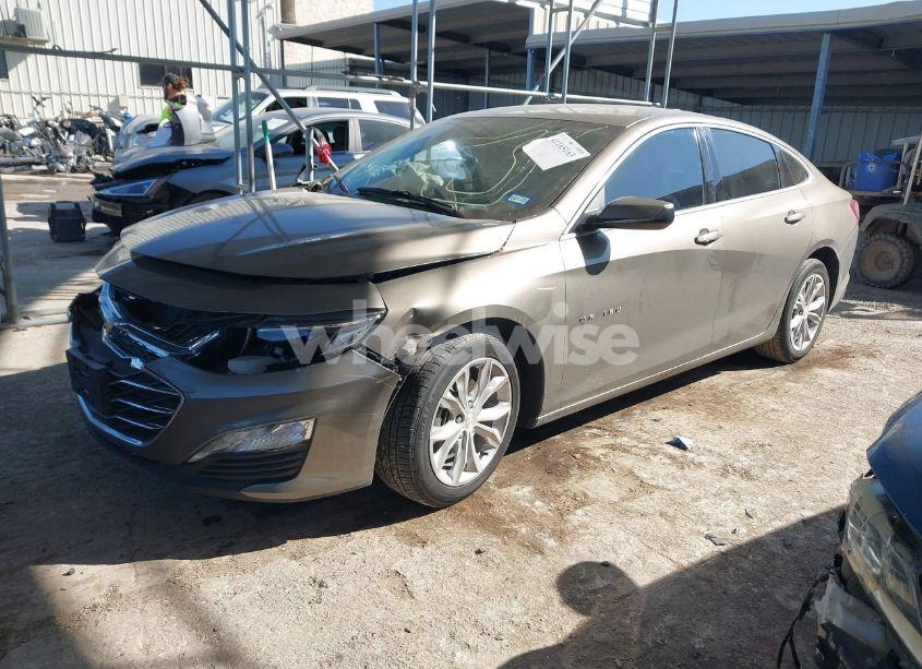 Photo 2 of 2020 Chevrolet Malibu FWD LT (VIN 1G1ZD5ST9LF035243)