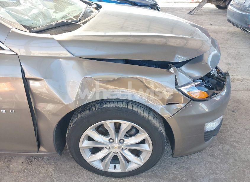 Photo 6 of 2020 Chevrolet Malibu FWD LT (VIN 1G1ZD5ST9LF035243)