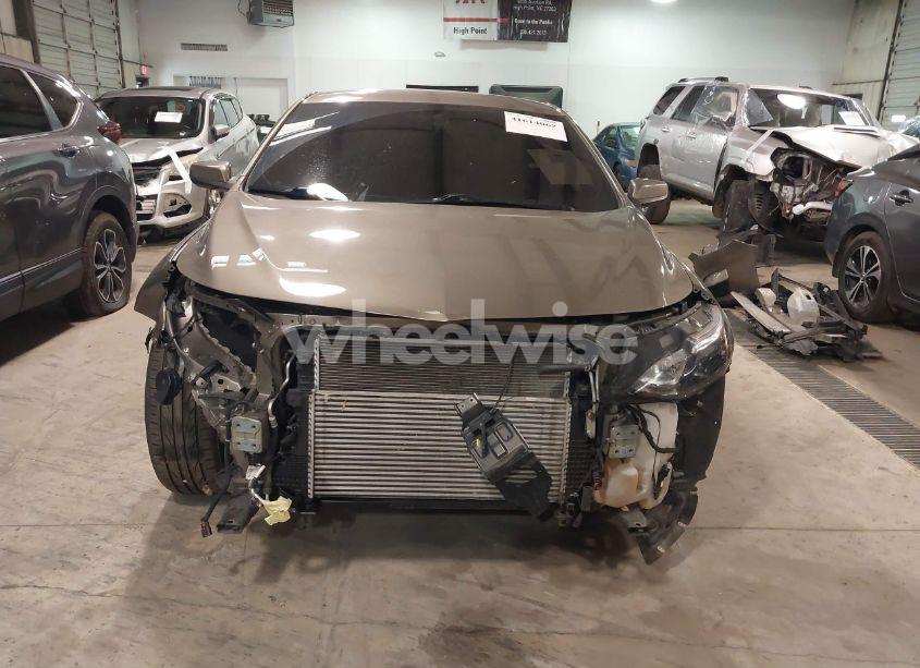 Photo 12 of 2020 Chevrolet Malibu FWD LT (VIN 1G1ZD5ST9LF053094)