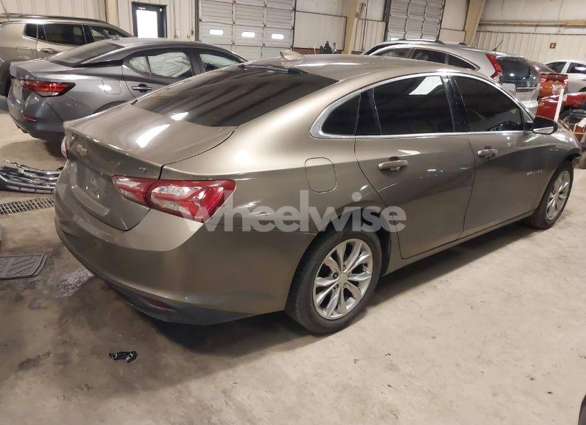 Photo 4 of 2020 Chevrolet Malibu FWD LT (VIN 1G1ZD5ST9LF053094)