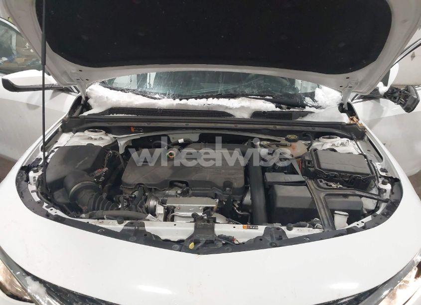 Photo 10 of 2020 Chevrolet Malibu FWD LT (VIN 1G1ZD5ST9LF053533)
