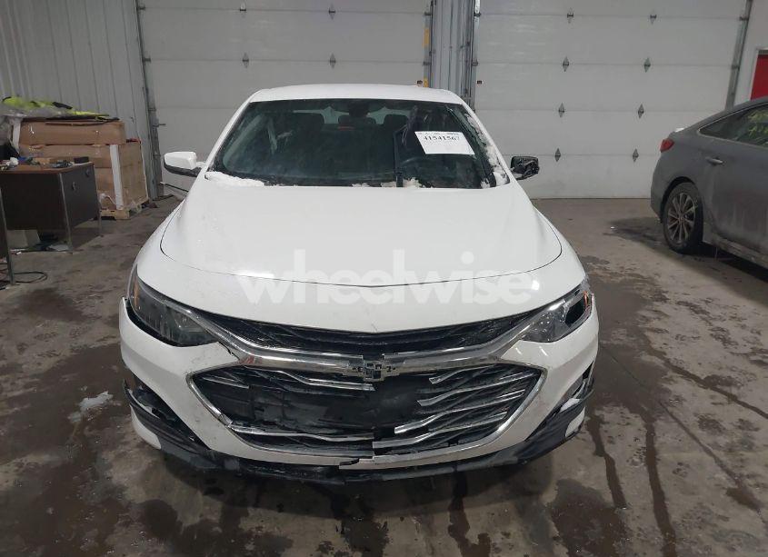 Photo 12 of 2020 Chevrolet Malibu FWD LT (VIN 1G1ZD5ST9LF053533)