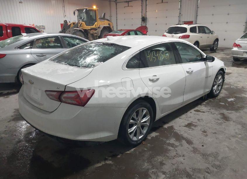 Photo 4 of 2020 Chevrolet Malibu FWD LT (VIN 1G1ZD5ST9LF053533)