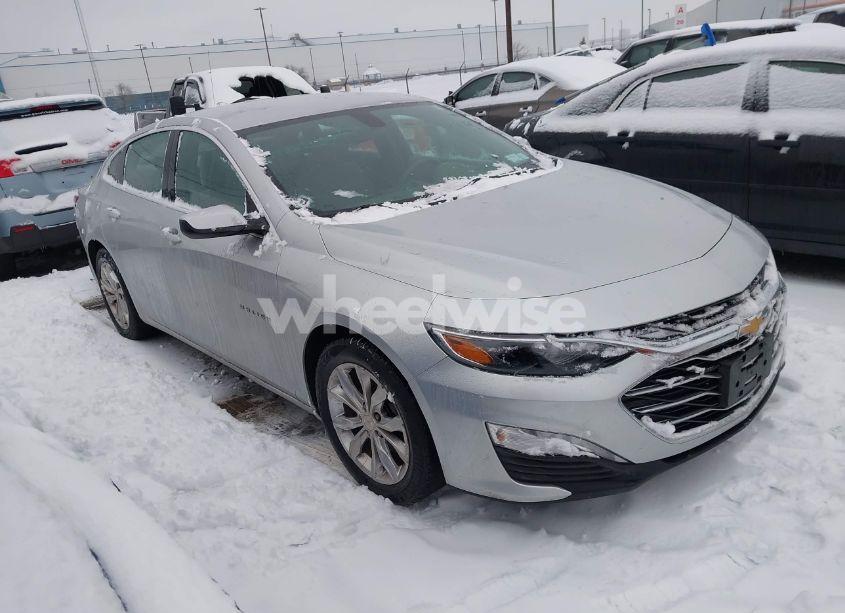 2020 Chevrolet Malibu FWD LT (VIN 1G1ZD5ST9LF053841) main photo