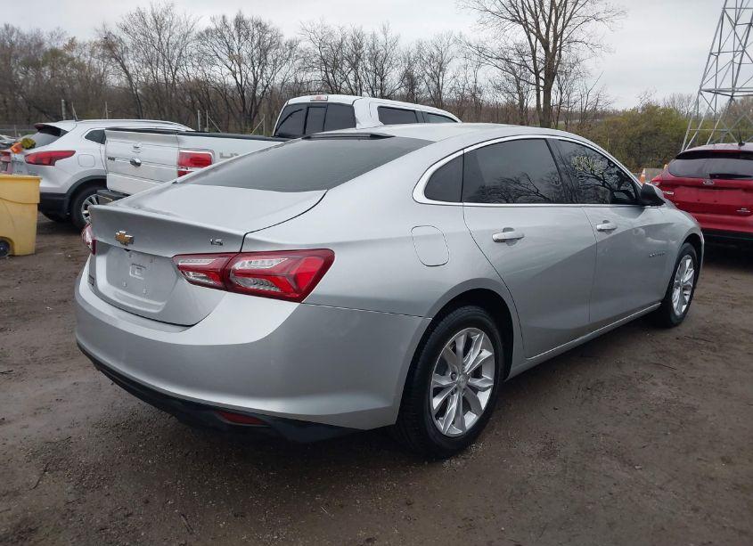 Photo 4 of 2020 Chevrolet Malibu FWD LT (VIN 1G1ZD5ST9LF065195)