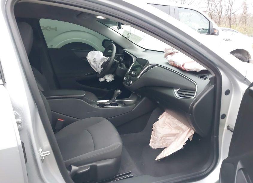 Photo 5 of 2020 Chevrolet Malibu FWD LT (VIN 1G1ZD5ST9LF065195)