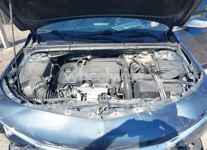 Photo 10 of 2020 Chevrolet Malibu FWD LT (VIN 1G1ZD5ST9LF066007)