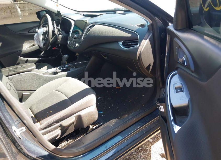 Photo 5 of 2020 Chevrolet Malibu FWD LT (VIN 1G1ZD5ST9LF066007)