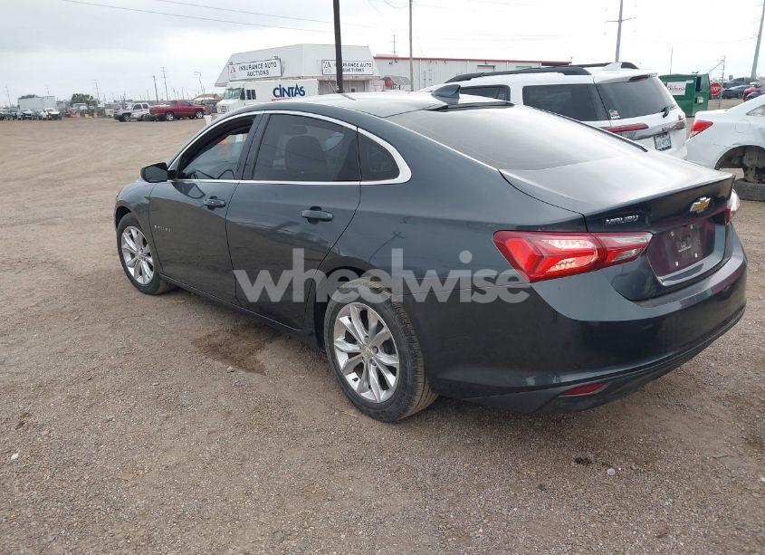 Photo 3 of 2020 Chevrolet Malibu FWD LT (VIN 1G1ZD5ST9LF075094)