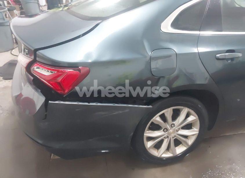 Photo 6 of 2020 Chevrolet Malibu FWD LT (VIN 1G1ZD5ST9LF075130)