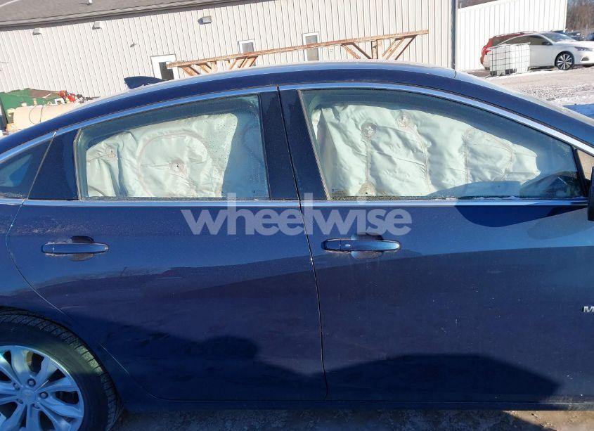 Photo 13 of 2020 Chevrolet Malibu FWD LT (VIN 1G1ZD5ST9LF093689)