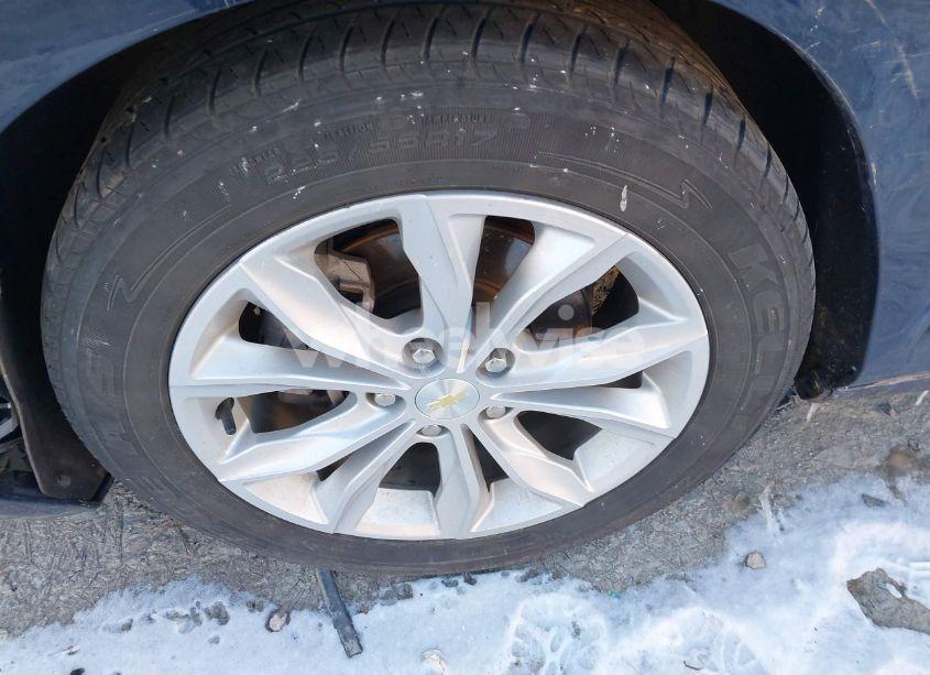 Photo 6 of 2020 Chevrolet Malibu FWD LT (VIN 1G1ZD5ST9LF093689)