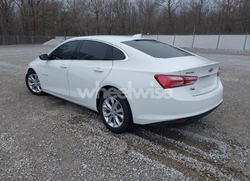Photo 3 of 2020 Chevrolet Malibu FWD LT (VIN 1G1ZD5ST9LF095278)