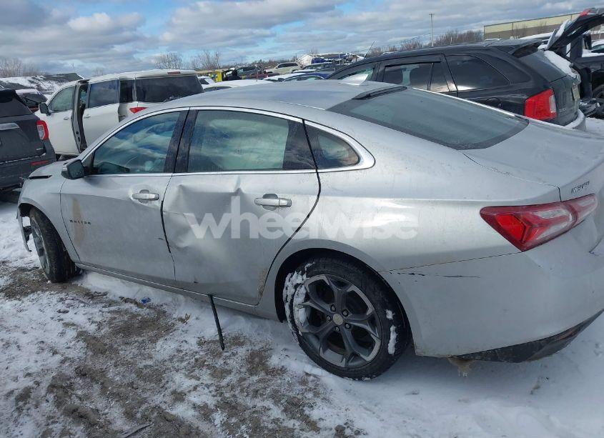 Photo 15 of 2020 Chevrolet Malibu FWD LT (VIN 1G1ZD5ST9LF103881)