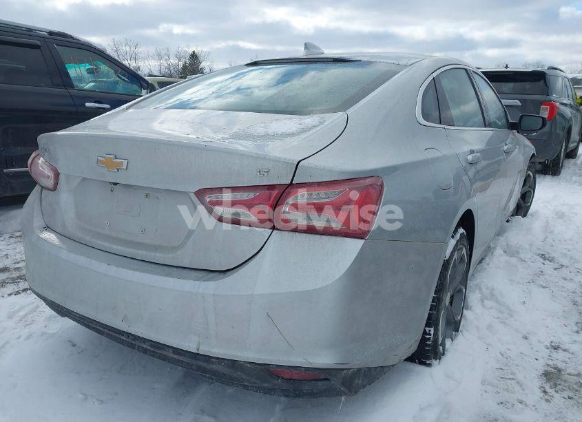 Photo 4 of 2020 Chevrolet Malibu FWD LT (VIN 1G1ZD5ST9LF103881)