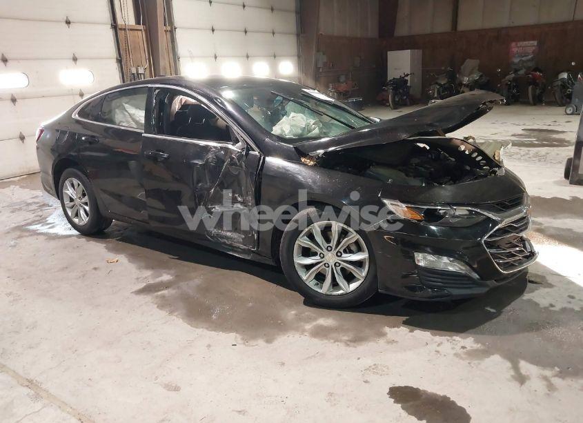 2020 Chevrolet Malibu FWD LT (VIN 1G1ZD5ST9LF112273) main photo