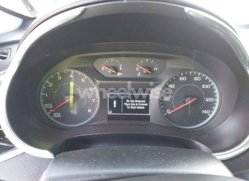 Photo 7 of 2021 Chevrolet Malibu FWD LT (VIN 1G1ZD5ST9MF004527)