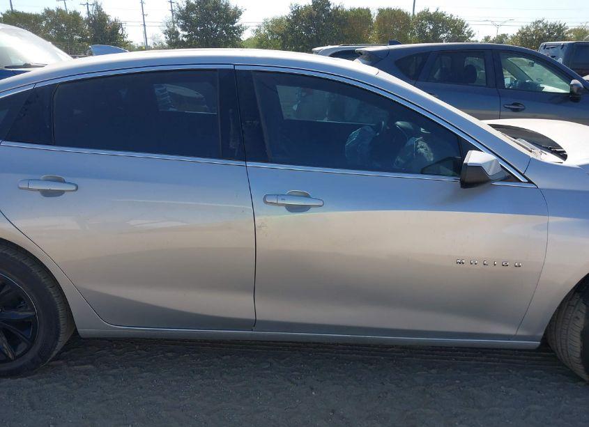 Photo 13 of 2021 Chevrolet Malibu FWD LT (VIN 1G1ZD5ST9MF007363)