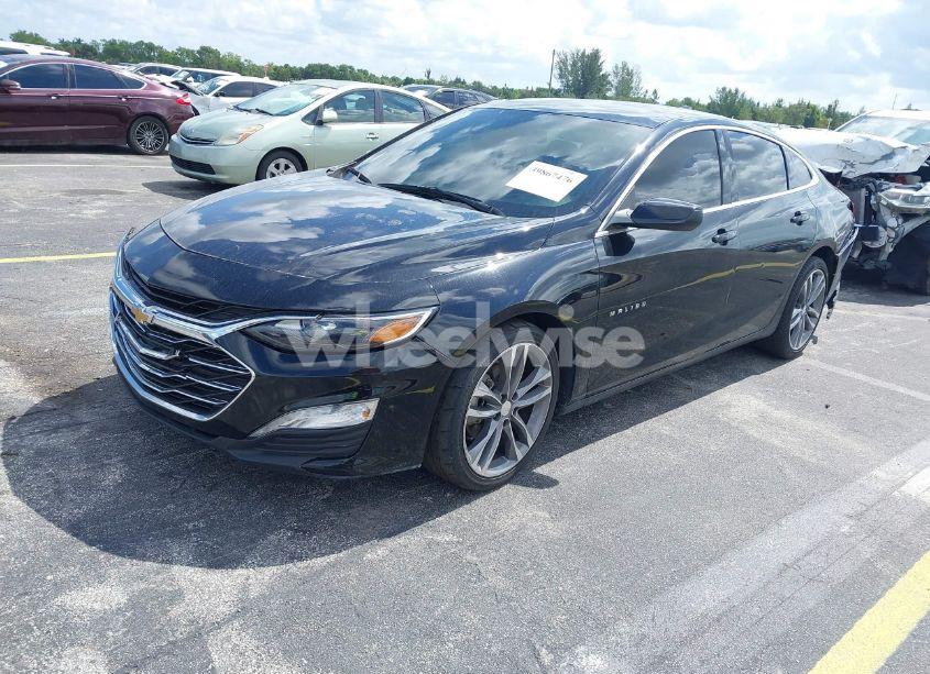Photo 2 of 2021 Chevrolet Malibu FWD LT (VIN 1G1ZD5ST9MF010411)