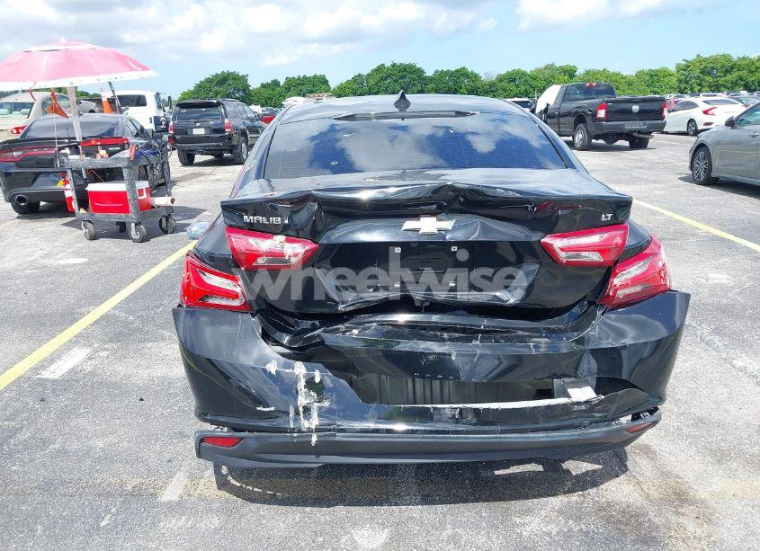 Photo 6 of 2021 Chevrolet Malibu FWD LT (VIN 1G1ZD5ST9MF010411)