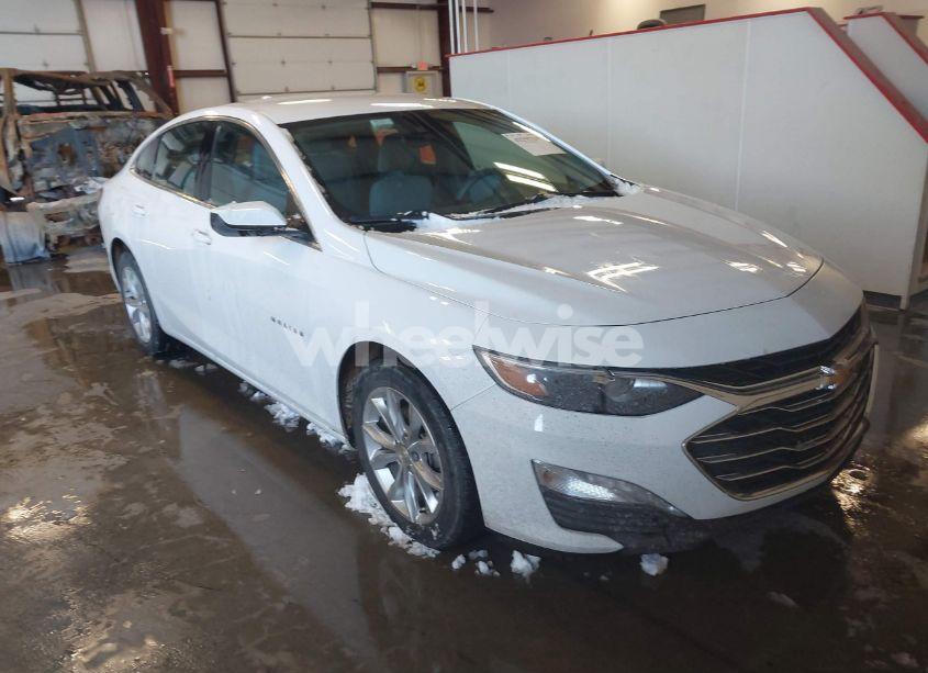2021 Chevrolet Malibu FWD LT (VIN 1G1ZD5ST9MF012255) main photo