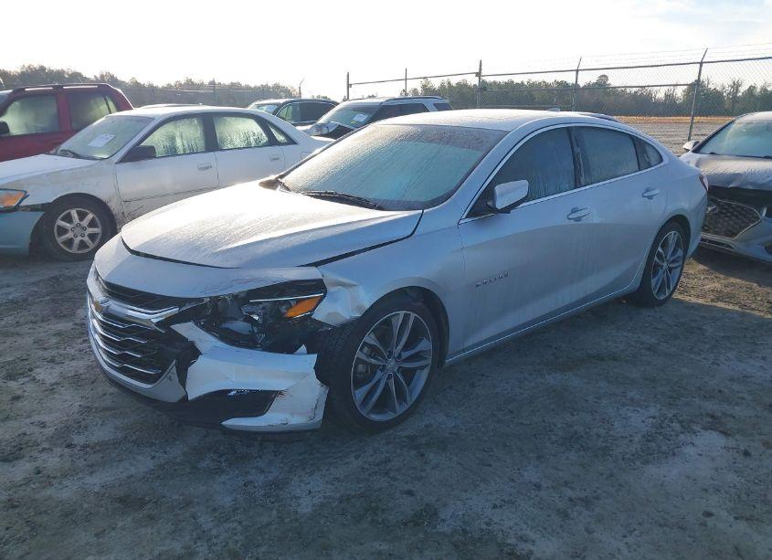 Photo 2 of 2021 Chevrolet Malibu FWD LT (VIN 1G1ZD5ST9MF016239)