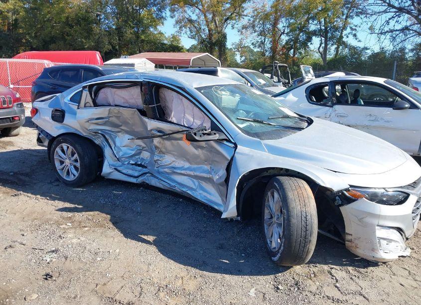 Photo 6 of 2021 Chevrolet Malibu FWD LT (VIN 1G1ZD5ST9MF025720)