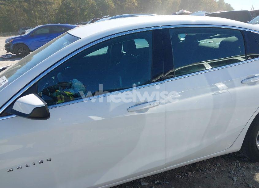 Photo 14 of 2021 Chevrolet Malibu FWD LT (VIN 1G1ZD5ST9MF034448)