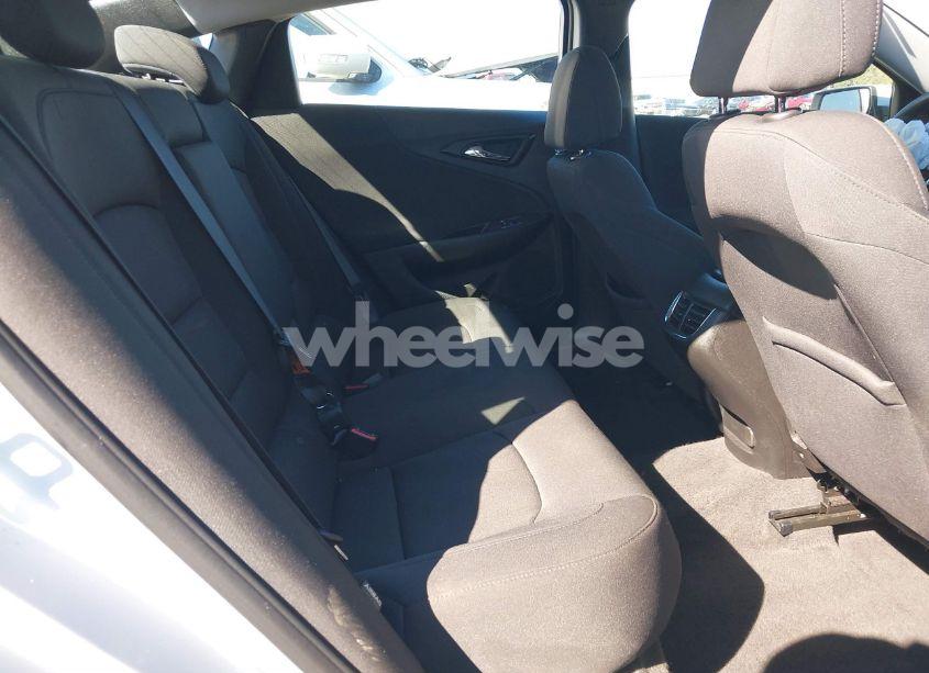 Photo 8 of 2021 Chevrolet Malibu FWD LT (VIN 1G1ZD5ST9MF034448)