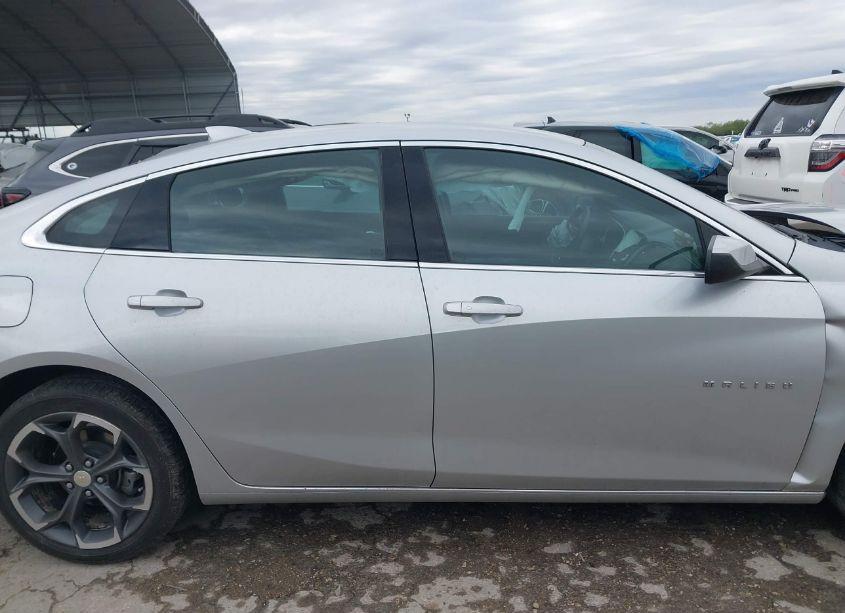 Photo 13 of 2022 Chevrolet Malibu FWD LT (VIN 1G1ZD5ST9NF128878)