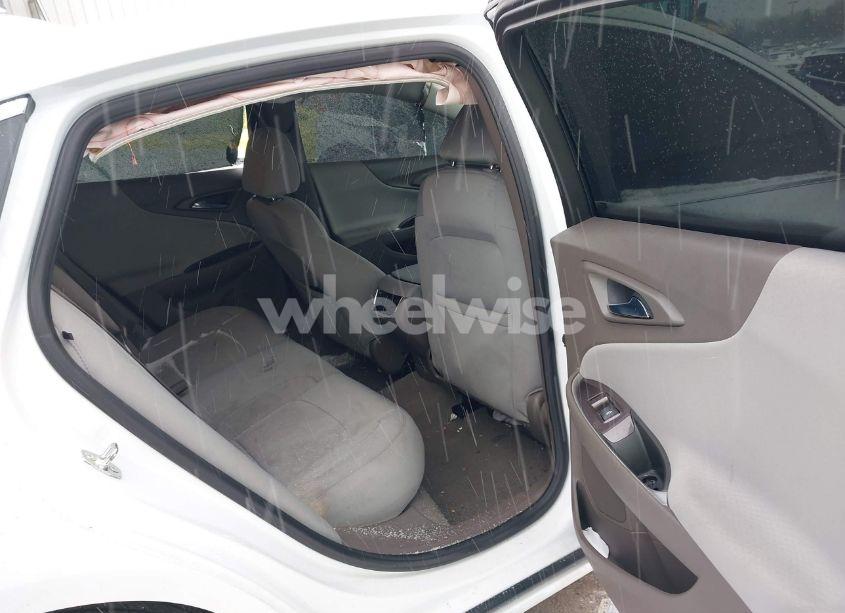 Photo 8 of 2022 Chevrolet Malibu FWD LT (VIN 1G1ZD5ST9NF151402)