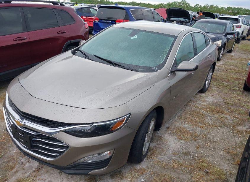 Photo 2 of 2022 Chevrolet Malibu FWD LT (VIN 1G1ZD5ST9NF158754)