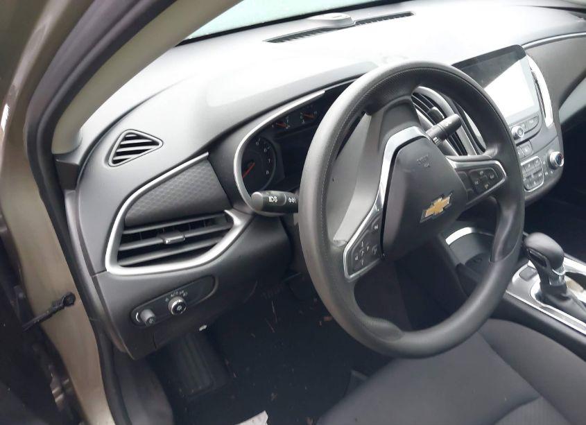 Photo 7 of 2022 Chevrolet Malibu FWD LT (VIN 1G1ZD5ST9NF158754)