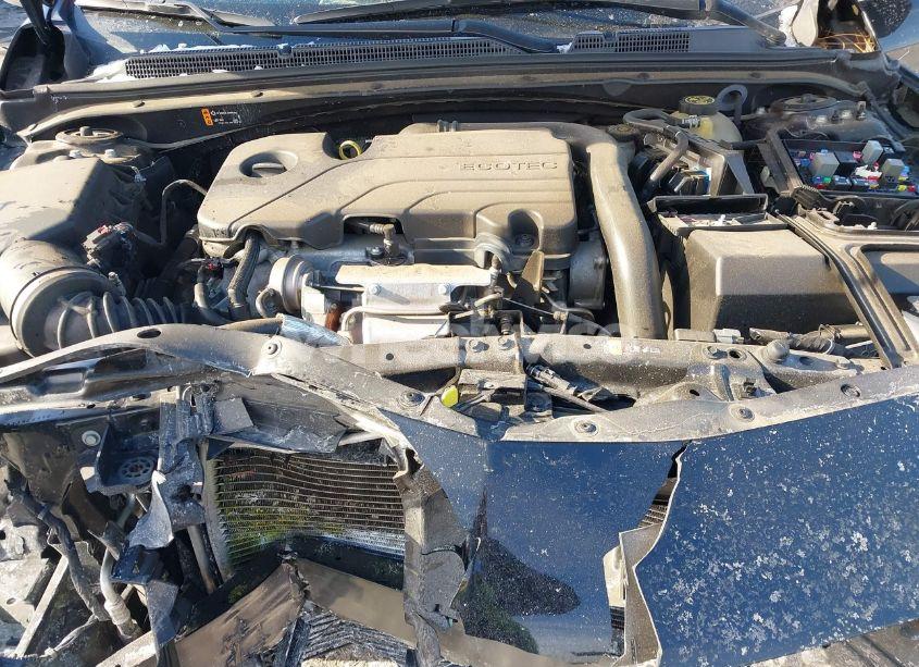 Photo 10 of 2022 Chevrolet Malibu FWD LT (VIN 1G1ZD5ST9NF175909)