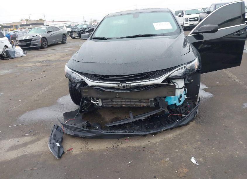 Photo 6 of 2022 Chevrolet Malibu FWD LT (VIN 1G1ZD5ST9NF200484)