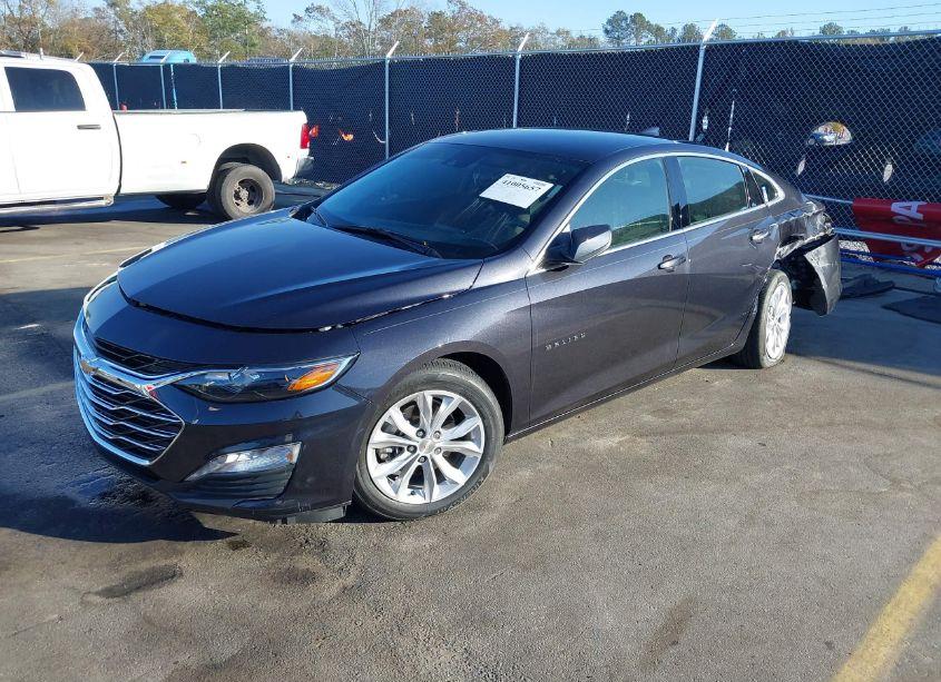 Photo 2 of 2023 Chevrolet Malibu FWD 1LT (VIN 1G1ZD5ST9PF111596)