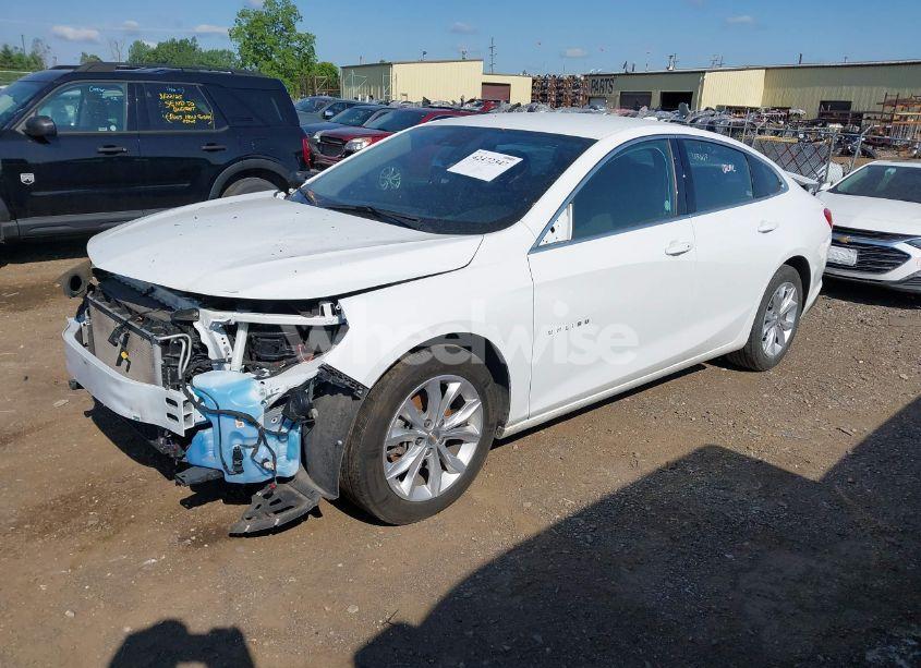 Photo 2 of 2023 Chevrolet Malibu FWD 1LT (VIN 1G1ZD5ST9PF187240)