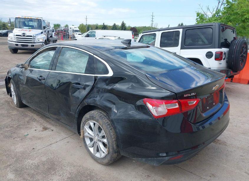Photo 3 of 2023 Chevrolet Malibu FWD 1LT (VIN 1G1ZD5ST9PF207552)