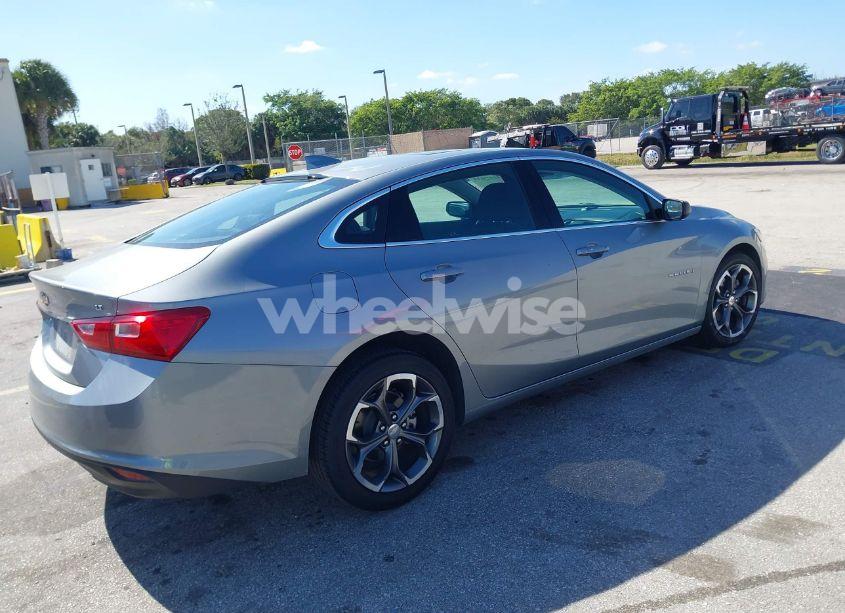 Photo 4 of 2023 Chevrolet Malibu FWD 1LT (VIN 1G1ZD5ST9PF208894)