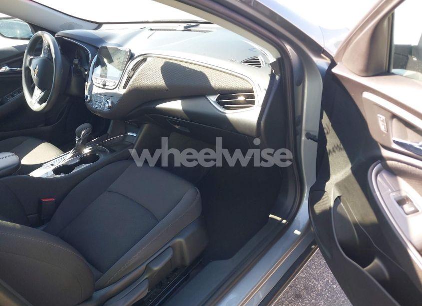 Photo 5 of 2023 Chevrolet Malibu FWD 1LT (VIN 1G1ZD5ST9PF208894)
