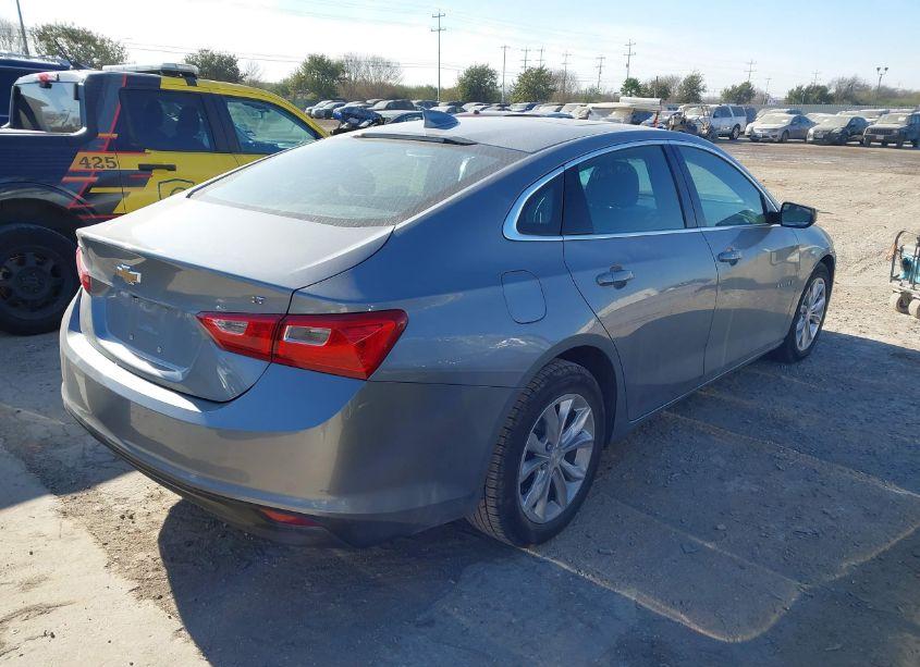 Photo 4 of 2023 Chevrolet Malibu FWD 1LT (VIN 1G1ZD5ST9PF210404)