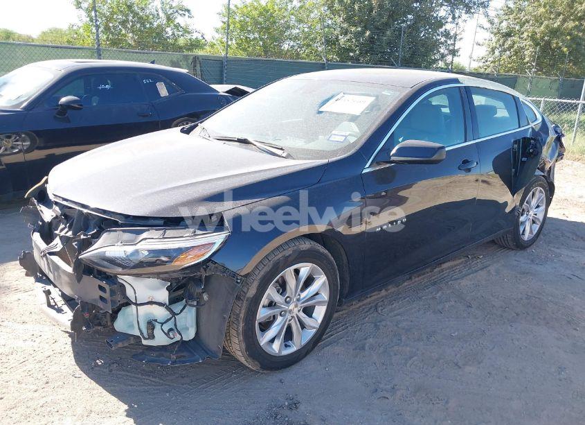 Photo 2 of 2023 Chevrolet Malibu FWD 1LT (VIN 1G1ZD5ST9PF217613)