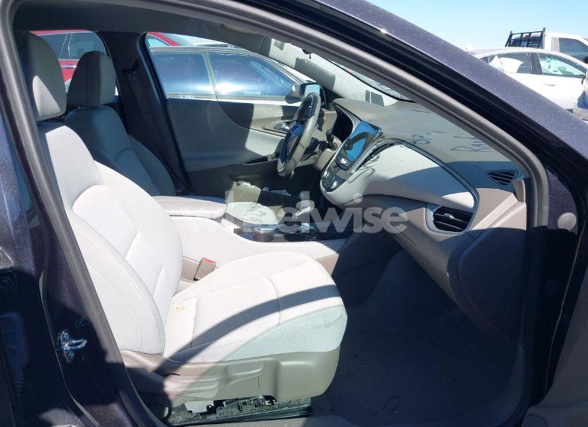 Photo 5 of 2023 Chevrolet Malibu FWD 1LT (VIN 1G1ZD5ST9PF217613)