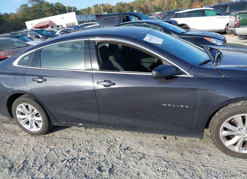 Photo 13 of 2023 Chevrolet Malibu FWD 1LT (VIN 1G1ZD5ST9PF233357)