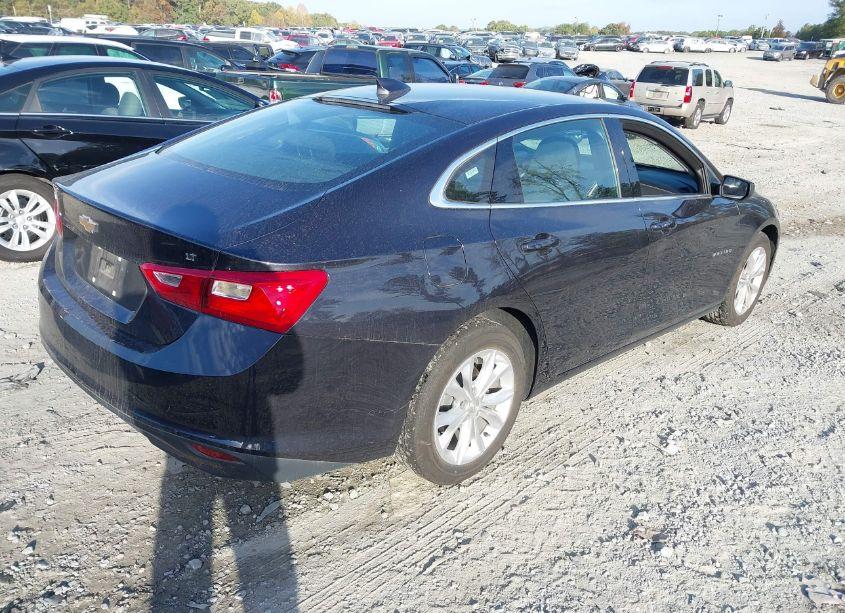 Photo 4 of 2023 Chevrolet Malibu FWD 1LT (VIN 1G1ZD5ST9PF233357)