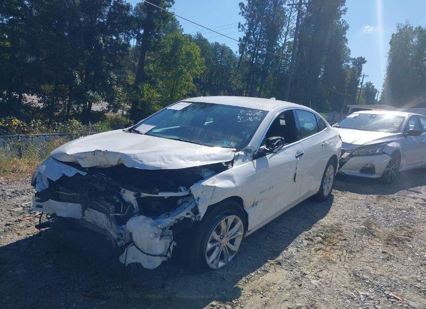 Photo 2 of 2023 Chevrolet Malibu FWD 1LT (VIN 1G1ZD5ST9PF235674)